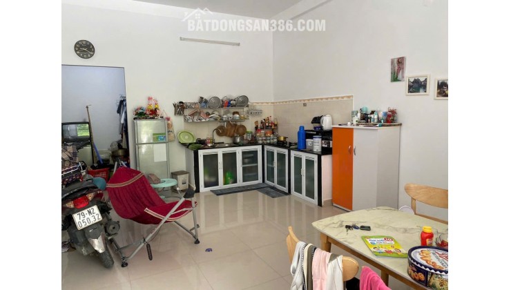 Nhà mặt tiền đường Triệu Quang Phục (Vĩnh Hoà cũ) - phường Bắc Nha Trang